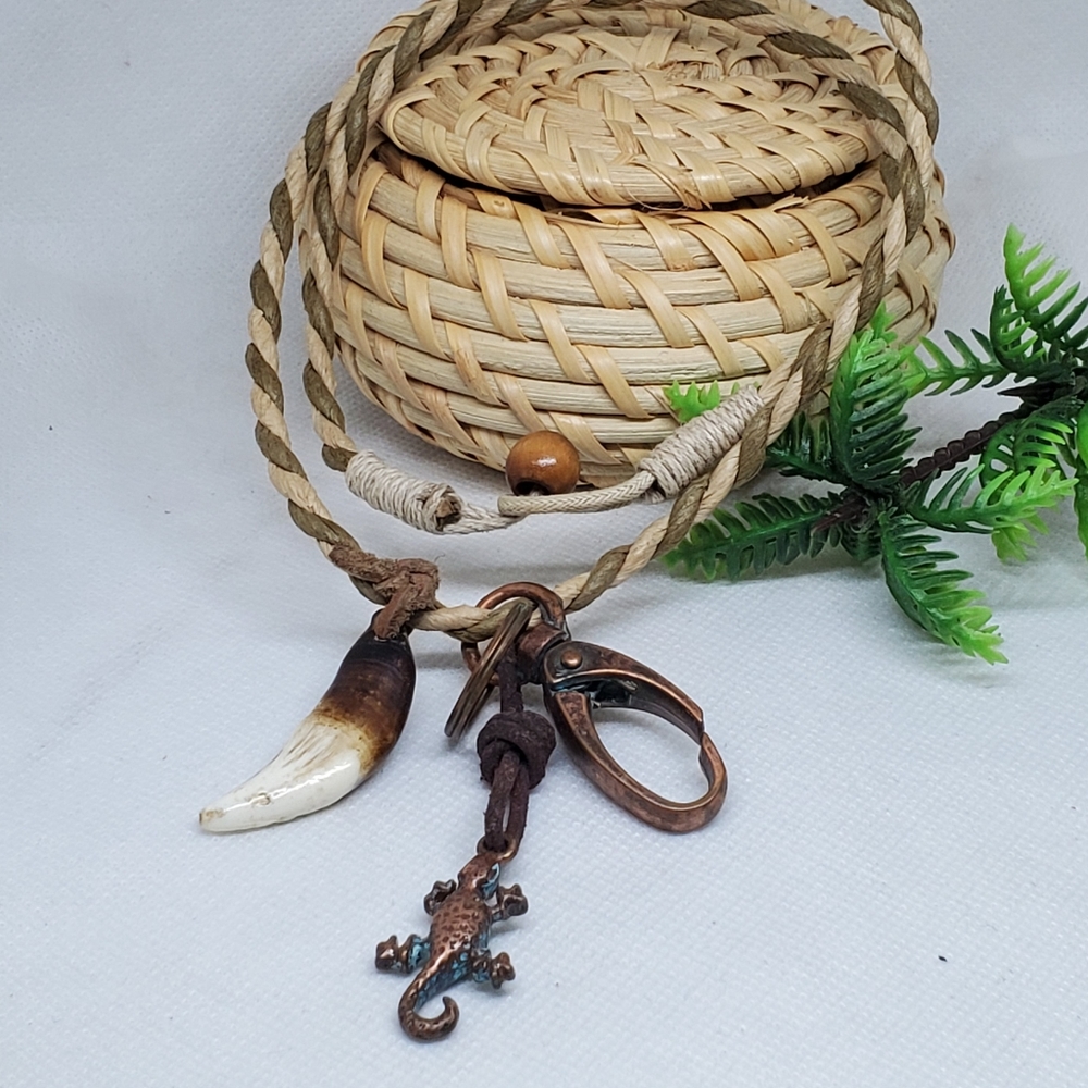 N111 Rustic Lizard, Tooth & Lock Necklace